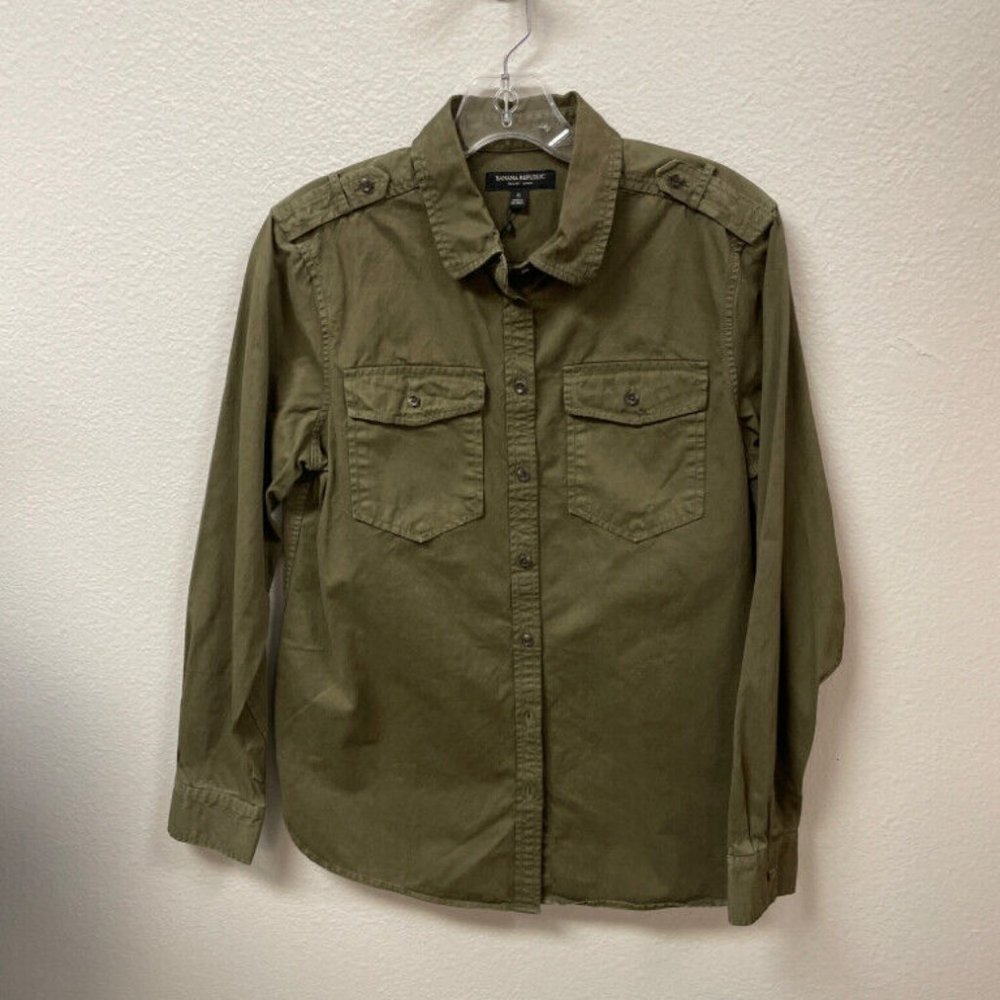 Banana Republic Dillon Shirt NWT Olive Green Button Up/Cuff Pockets Size S 1A